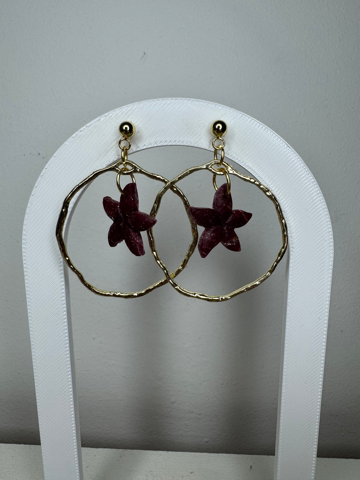 Hanger goud - Rood ster/glitter